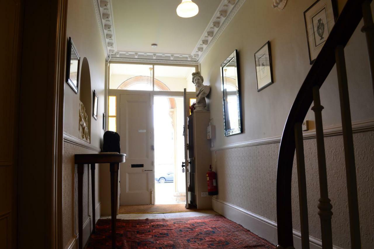Flat 3, 6 Lypiatt Terrace Cheltenham Gloucestershire Gl50 2Sx ภายนอก รูปภาพ