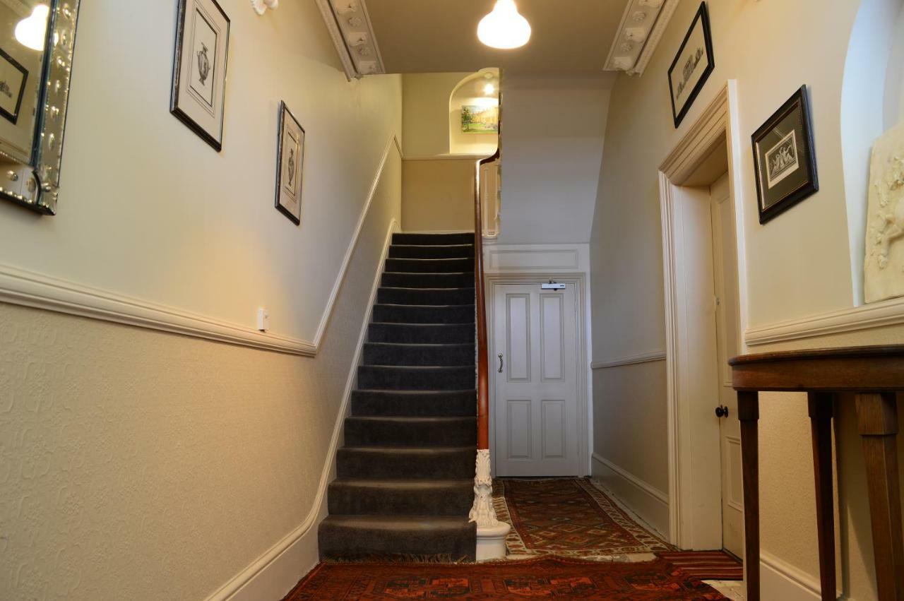Flat 3, 6 Lypiatt Terrace Cheltenham Gloucestershire Gl50 2Sx ภายนอก รูปภาพ
